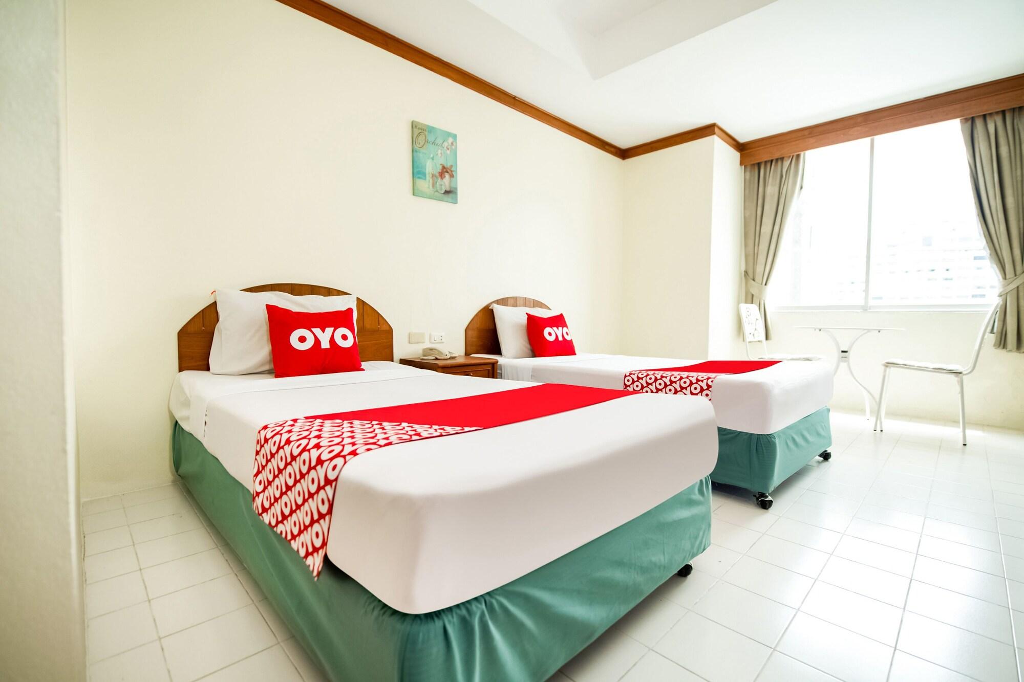 Oyo 320 Regent 2002 Guest House Phuket Exterior foto